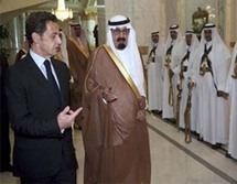 ساركوزي برفقة العاهل السعودي - أرشيف