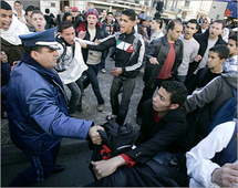 قانون الطوارئ يمنع التظاهر في الجزائر - ارشيف