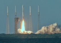 مسبار اميركي ينطلق الى الكويكب "بينو" مسبار اميركي ينطلق الى الكويكب "بينو"