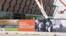 أوباما يفتتح في واشنطن متحفا مكرسا لتاريخ الأمريكيين السود أوباما يفتتح في واشنطن متحفا مكرسا لتاريخ الأمريكيين السود