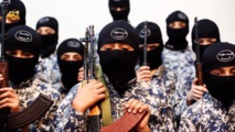 "أطفال الخلافة"... ولدوا على أرض المعركة ومصيرهم يحير السلطات "أطفال الخلافة"... ولدوا على أرض المعركة ومصيرهم يحير السلطات