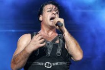 المغني تل ليندمان المغني تل ليندمان