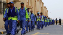آلاف العمال المخالفين يغادرون قطر مع اقتراب انتهاء مهلة"العفو" آلاف العمال المخالفين يغادرون قطر مع اقتراب انتهاء مهلة"العفو"