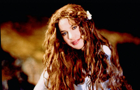 خلطة فوزية وحكايات أوروبية وروسية في مهرجان الشرق الاوسط بابو ظبي خلطة فوزية وحكايات أوروبية وروسية في مهرجان الشرق الاوسط بابو ظبي