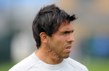 تيفيز يثير الغموض حول مستقبله ويحسم موقفه من العرض الصيني