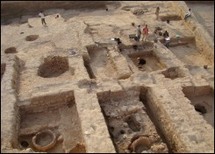 فريق ايطالي سوري من علماء الاثار يكتشف مدافن في سوريا تعود الى 4500 سنة