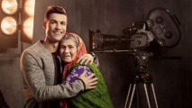 قروية تركية تتوّج مسيرتهاالإخراجية بتصوير فيلم مع "رونالدو"