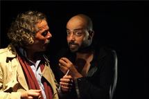 الشيوعيون مخصيون رمزيا على مسارح دمشق الشيوعيون مخصيون رمزيا على مسارح دمشق