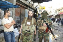 قتيلان في اشتباكات في مخيم فلسطيني بلبنان بين الامن متشددين  