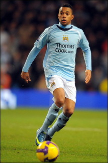 الشرطة الانكليزية تحقق مع روبينيو بشأن احتمال تورطه في اعتداء جنسي الشرطة الانكليزية تحقق مع روبينيو بشأن احتمال تورطه في اعتداء جنسي