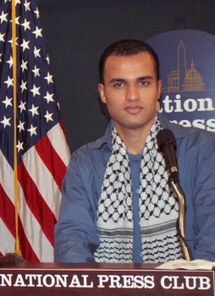 جائزة الصحافة الحرة السويديةلصحافي فلسطيني جائزة الصحافة الحرة السويديةلصحافي فلسطيني