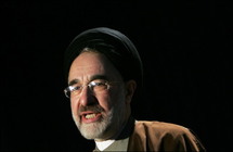 خاتمي يزاحم كروبي على كرسي أحمدي نجاد