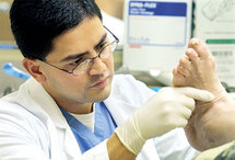 السكري يتسبب في بتر تسعين ساق شهريا في الرياض السكري يتسبب في بتر تسعين ساق شهريا في الرياض