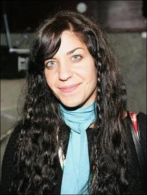 معادلة جاكلين : سياسة على ايقاع موسيقى البوب  معادلة جاكلين : سياسة على ايقاع موسيقى البوب