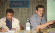 أطباء يمنيون يعالجون مجانا من أدركته حرفة الأدب 