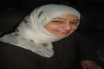 شاعرة يمنية تتعرض للشتم  والايذاء من قبل  قيادي صاحب سوابق في اتحاد الأدباء  شاعرة يمنية تتعرض للشتم  والايذاء من قبل  قيادي صاحب سوابق في اتحاد الأدباء