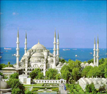 كنيسة القديسة صوفيا والمسجد الأزرق أبرز معالم استانبول 