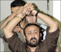مروان البرغوتي يدعو  من سجنه الى وقف المفاوضات مع اسرائيل ان لم تقبل بحل الدولتين 