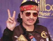 كارلوس سانتانا يدعو للروحانية والمحبة وإباحة الحشيش كارلوس سانتانا يدعو للروحانية والمحبة وإباحة الحشيش