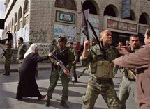 اسرائيل تثني على أداء أجهزة الأمن الفلسطينية في قمع حماس والجهاد اسرائيل تثني على أداء أجهزة الأمن الفلسطينية في قمع حماس والجهاد