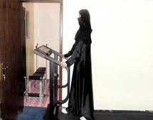 حملة سعودية بعنوان دعوها تسمن احتجاجا على حظر الصالات الرياضية النسائية