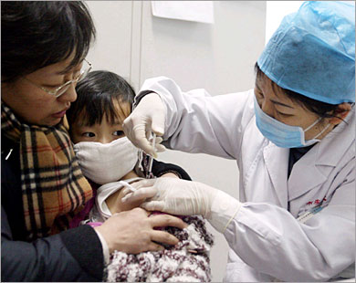 مصائب قوم ..انفلونزا الخنازير تضاعف أرباح شركات أدوية سويسرية منتجة للقاحات المضادة   مصائب قوم ..انفلونزا الخنازير تضاعف أرباح شركات أدوية سويسرية منتجة للقاحات المضادة