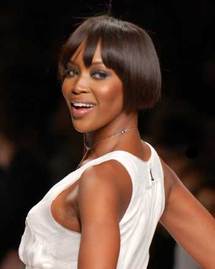 نعومي كامبل تنفي قرار التقاعد أو الأعتزال عن عرض الازياء