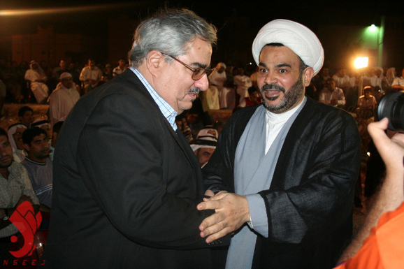 المعارضة البحرينية تحتج على سياسات التجنيس السياسي وتسعى سلميا لتغييرها المعارضة البحرينية تحتج على سياسات التجنيس السياسي وتسعى سلميا لتغييرها