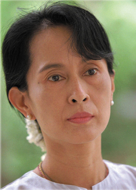 احتجاز زعيمة المعارضة الحائزة على نوبل للسلام في ميانمار يثير غضب الاتحاد الأوروبي 