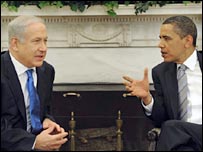 الاسرائيليون ينتقدون رئيس وزرائهم لاظهاره خلافا علنيا مع الادراة الأميركية بعد لقاء أوباما 