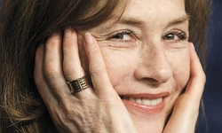 الممثلة الفرنسية ايزابيل هوبير ترأس لجنة التحكيم في مهرجان كان الثاني والستين الممثلة الفرنسية ايزابيل هوبير ترأس لجنة التحكيم في مهرجان كان الثاني والستين