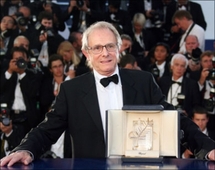 المخرج البريطاني كين لوش المخرج البريطاني كين لوش