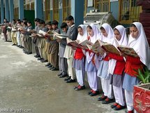 عناصر طالبان يخطفون مئات الطلبة في باكستان