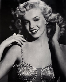 مجموعة صور جديدة للعارضة مارلين مونرو قبل احتراف التمثيل وبلوغ الشهرة مجموعة صور جديدة للعارضة مارلين مونرو قبل احتراف التمثيل وبلوغ الشهرة