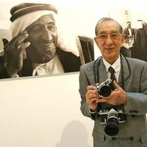 المصور واي كاواشيما والصورة التي التقطها للشيخ راشد بن سعيد آل مكتوم