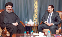 حسن نصر الله وسعد الحريري في لقاء لم يحدد مكانه حسن نصر الله وسعد الحريري في لقاء لم يحدد مكانه