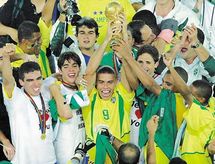 البرازيل تُطيح بأمريكا و تعود للمرة الثانية على التوالي لتتوج بلقب كأس القارات البرازيل تُطيح بأمريكا و تعود للمرة الثانية على التوالي لتتوج بلقب كأس القارات