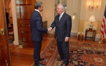 بن زايد يطلع تيلرسون على خطوات "مواجهة دعم قطر للتطرف" بن زايد يطلع تيلرسون على خطوات "مواجهة دعم قطر للتطرف"