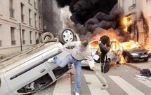 أعمل عنف لليلة الثالثة في فرنسا بعد وفاة جزائري في قسم للشرطة أعمل عنف لليلة الثالثة في فرنسا بعد وفاة جزائري في قسم للشرطة