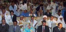 من اليمين / رئيس المجلس العسكري المستقيل الجنرال محمد ولد عبد العزيز/ مديرة حملة ولد عبد العزيز سيد أحمد ولد الرايس/ مديرة حملة النساء مسعود من اليمين / رئيس المجلس العسكري المستقيل الجنرال محمد ولد عبد العزيز/ مديرة حملة ولد عبد العزيز سيد أحمد ولد الرايس/ مديرة حملة النساء مسعود