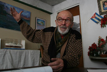 أنطونيو ديل كوندي أحد جنود الثورة الكوبية المجهولين. أنطونيو ديل كوندي أحد جنود الثورة الكوبية المجهولين.