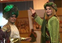 فنانون عراقيون يتذكرون بابل وآشور ويحيون ثقافة الرافدين بالنحت والرسم والرقص والأزياء فنانون عراقيون يتذكرون بابل وآشور ويحيون ثقافة الرافدين بالنحت والرسم والرقص والأزياء