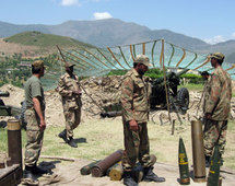 الجيش الباكستاني بشن هجوما على وادي سوات حيث يختبأ قادة طالبان