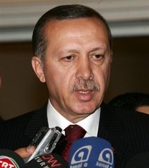 أردوغان يعرب عن تفاؤله بعد لقاء زعيم الحزب الكردي الرئيسي في تركيا