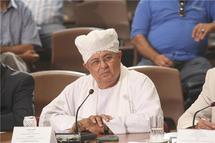 الشاعر السوداني الفاتح حمدتو يلقي قصيدته في أصيلة الشاعر السوداني الفاتح حمدتو يلقي قصيدته في أصيلة