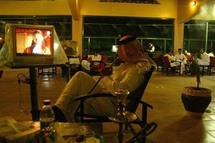 مخاوف سعودية من تشديد الرقابة على القنوات الفضائية قبيل رمضان مخاوف سعودية من تشديد الرقابة على القنوات الفضائية قبيل رمضان