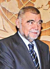 دعوة الرئيس الكرواتي لاحترام العلمانية تثير استياء الكنيسة الكاثوليكية التي وصفته بالخائن الكبير دعوة الرئيس الكرواتي لاحترام العلمانية تثير استياء الكنيسة الكاثوليكية التي وصفته بالخائن الكبير