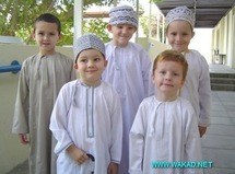سلطنة عمان تؤجل العام الدراسي بسبب أنفلونزا الخنازير سلطنة عمان تؤجل العام الدراسي بسبب أنفلونزا الخنازير
