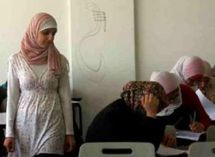 بدء اليوم العام الدراسي بغزة بفرض الزي الشرعي على طالبات الثانوية بدء اليوم العام الدراسي بغزة بفرض الزي الشرعي على طالبات الثانوية