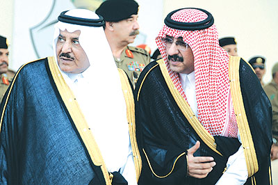 الأمير محمد بن نايف (شمال ) مع والده وزير الداخلية